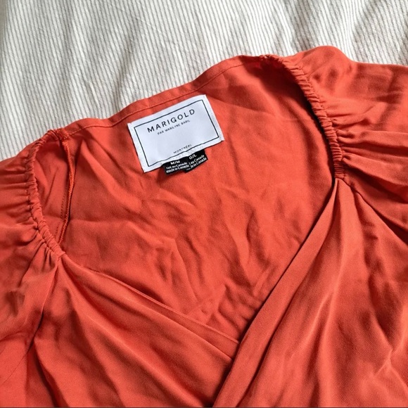 Marigold wrap over top - Picture 3 of 5